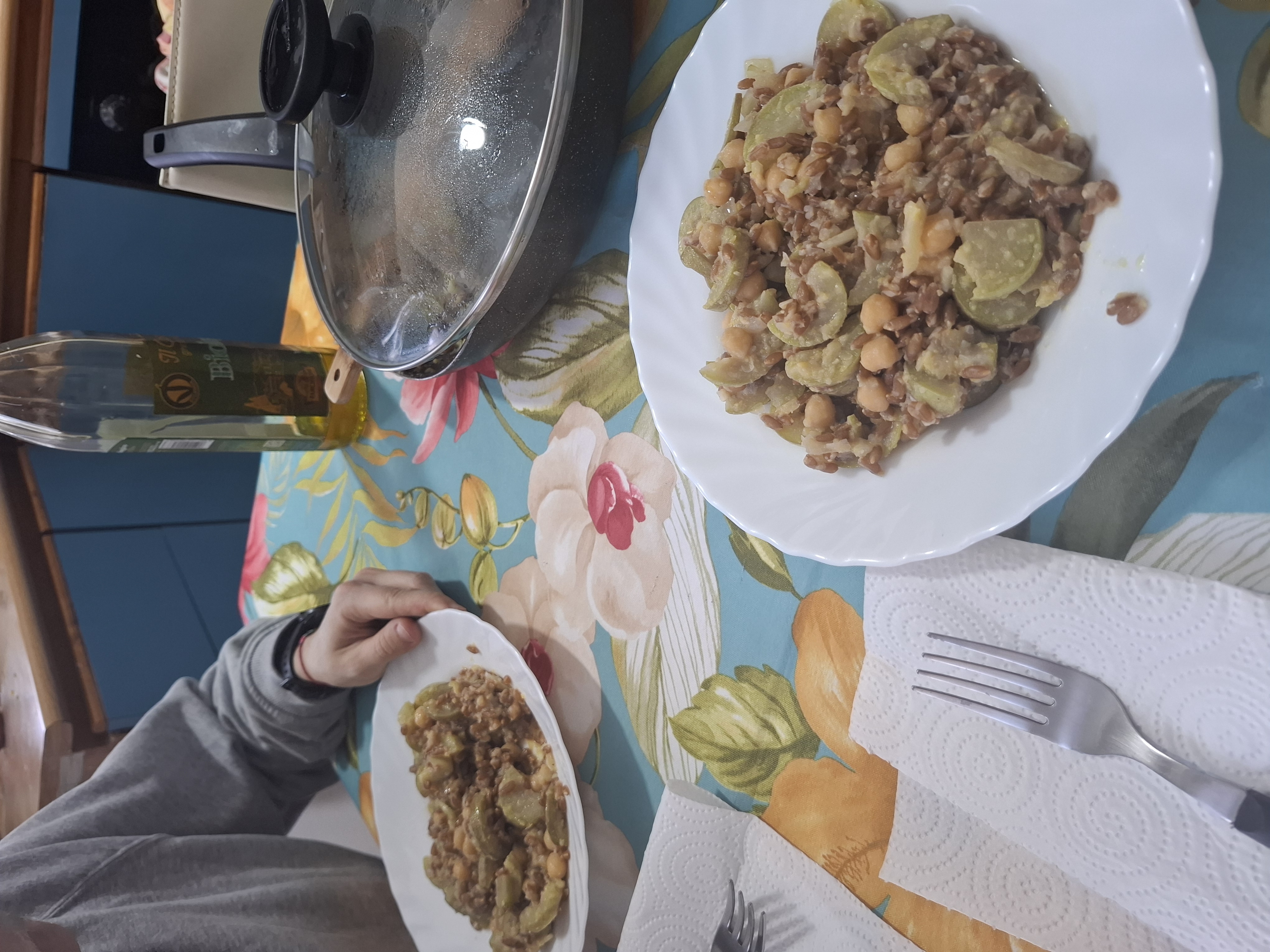 Farro con zucchine e ceci